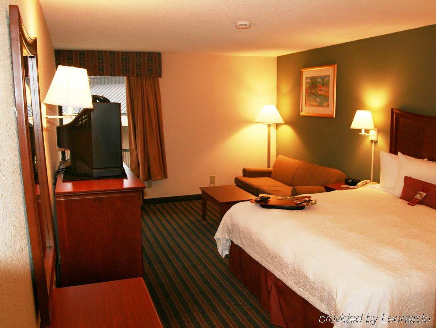 Wyndham Garden Marietta Atlanta North Hotel Room photo